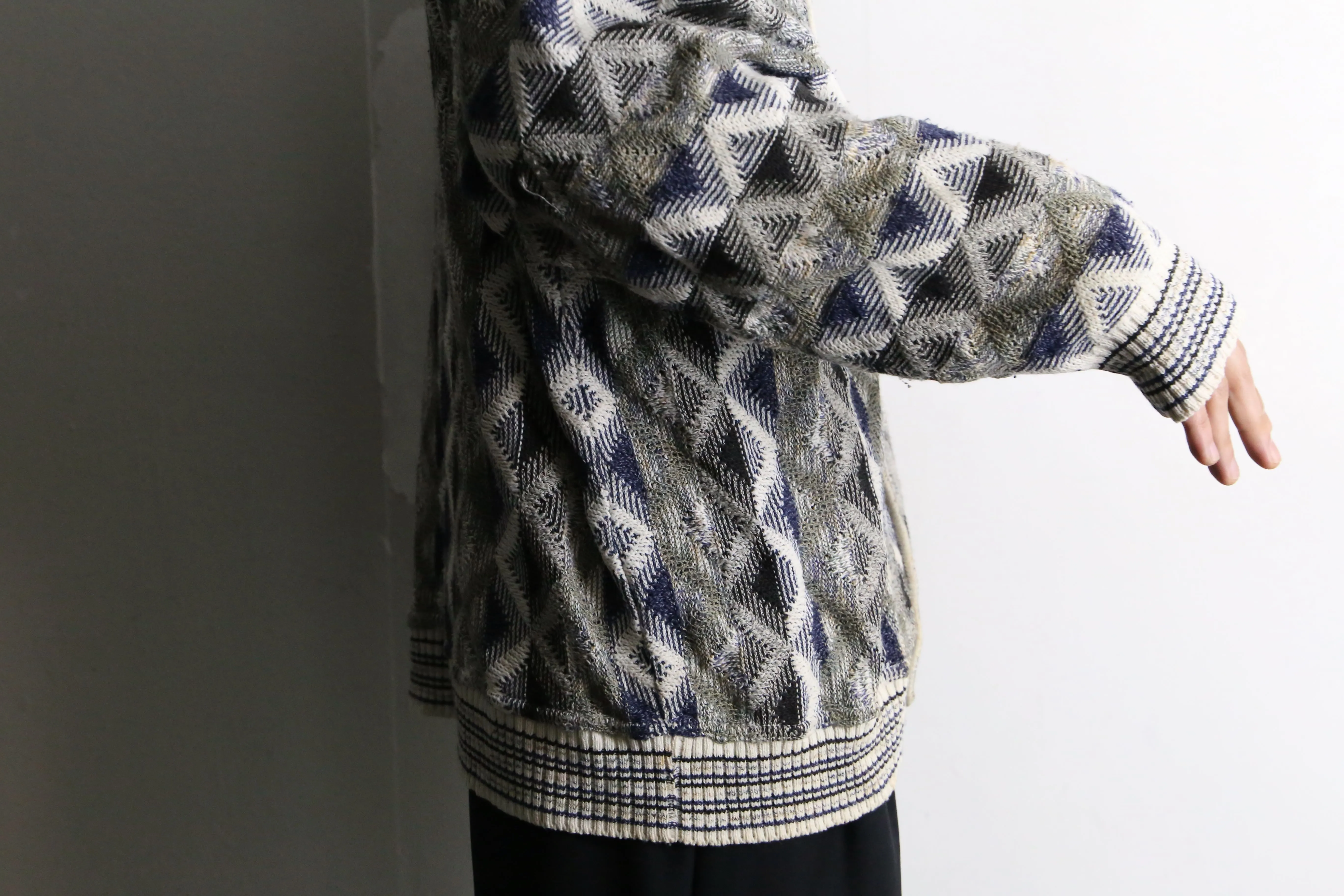 argyle pattern knit cardigan