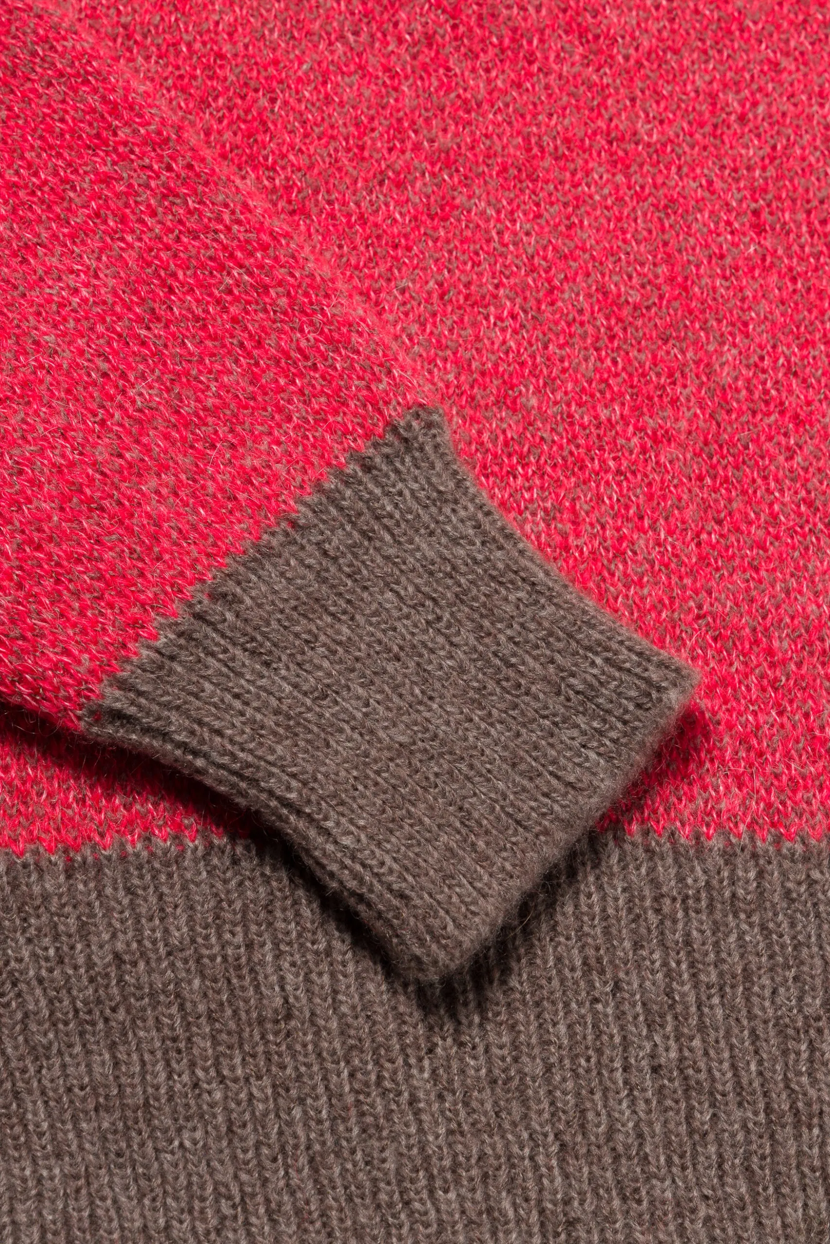 Brushed Mohair Crew Neck Knit Pink