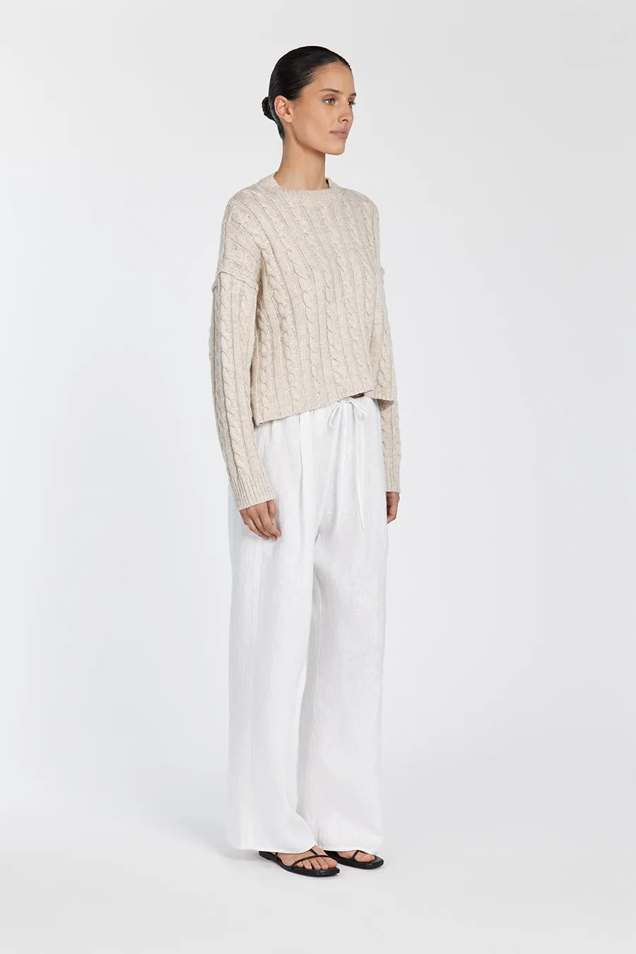 CASEY CHALK MARLE CABLE KNIT JUMPER