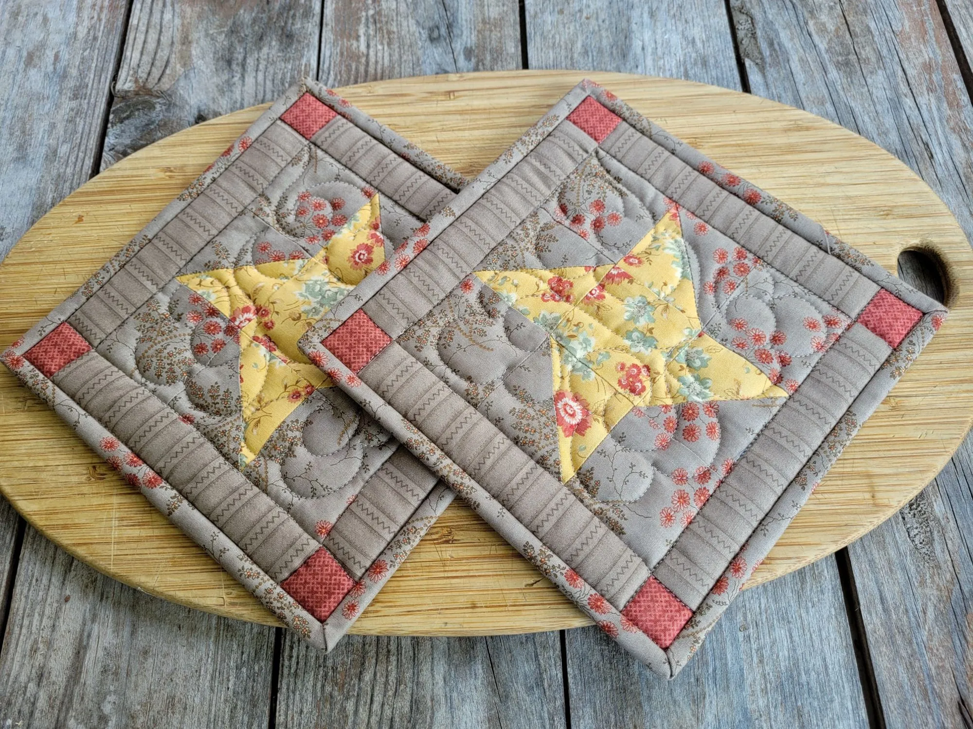 Friendship Star Quilted Potholders