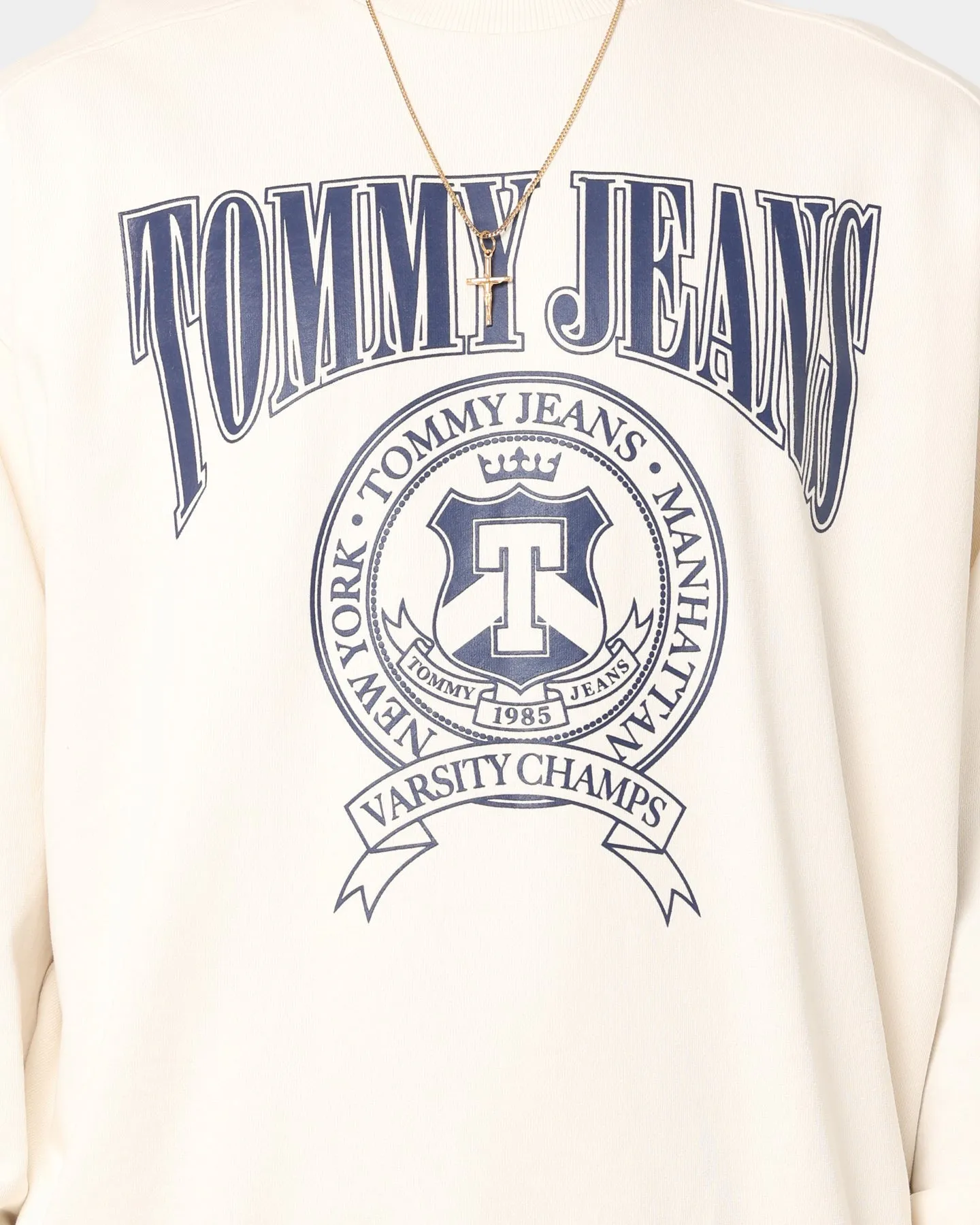 Tommy Jeans TJM Comfort Varsity Crewneck Ancient White