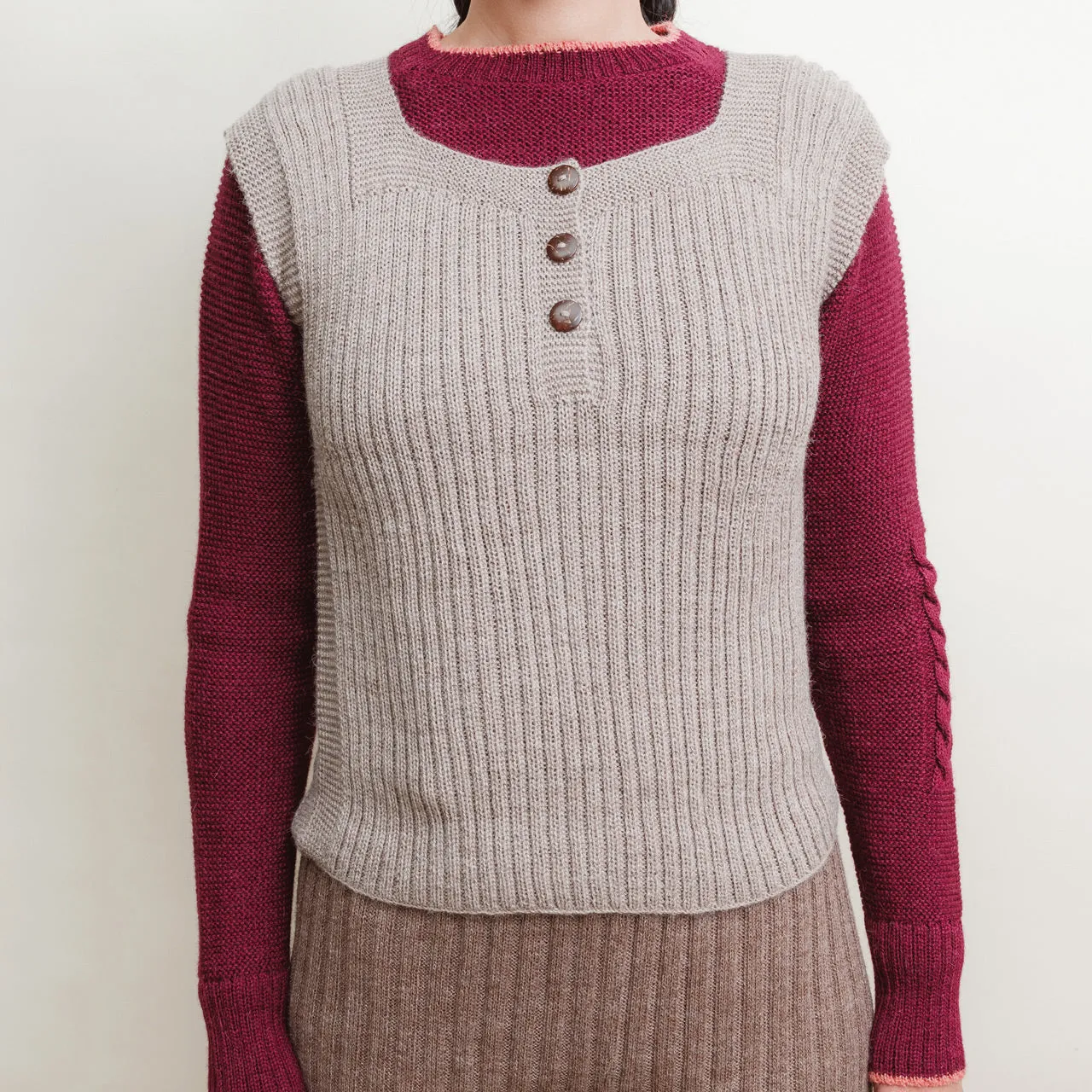 Women's Rico Vest - 100% Baby Alpaca - Light Brown (S-L)